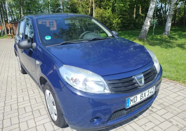 dacia małopolskie Dacia Sandero cena 13900 przebieg: 204000, rok produkcji 2011 z Dziwnów